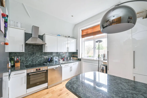 4 bedroom penthouse to rent, Maresfield Gardens, London NW3