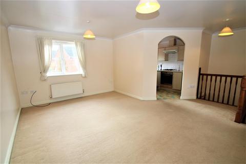 2 bedroom flat to rent, Arlington Road, Walton Cardiff, Tewkesbury