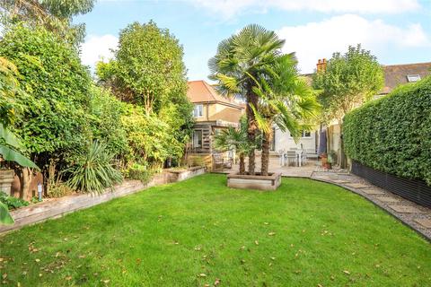 3 bedroom end of terrace house for sale, Summer Road, Thames Ditton KT7