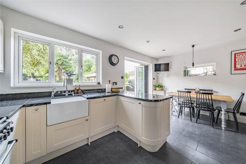 143 Summer Road, Thames Ditton, KT7 0QW
