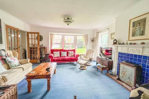 12 Abbots Close, Battle, TN33 0BZ