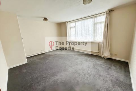 3 bedroom flat for sale, Vaagso Close, Plymouth, PL1