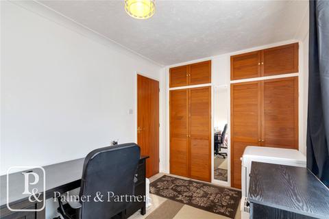 24 Avignon Close, Colchester, CO2 8YH