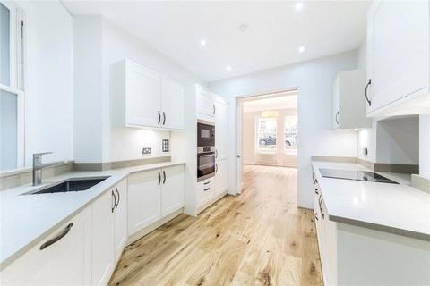 2 bedroom apartment to rent, London, Greater London, WC1E