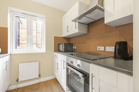 1 bedroom apartment for sale, Tottenham Road, London, N1