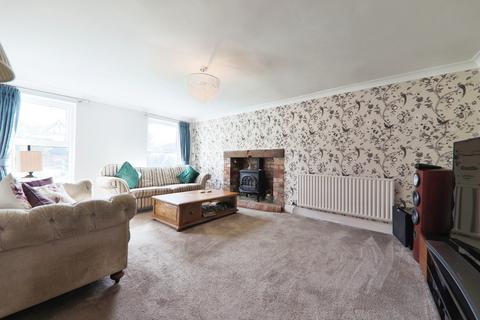 4 bedroom detached house for sale, Park Farm, Wold Road,  DN19 7BT