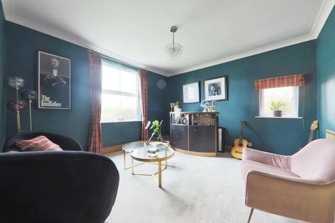 4 bedroom detached house for sale, Park Farm, Wold Road,  DN19 7BT