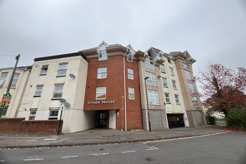 2 bedroom flat to rent, Ordnance Road, Hampshire SO15