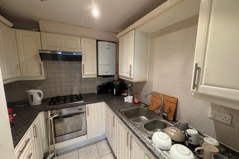 2 bedroom flat to rent, Ordnance Road, Hampshire SO15