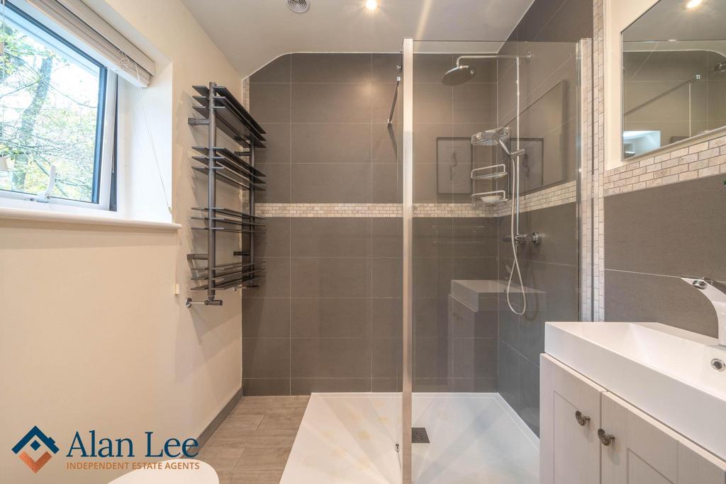 Ensuite Shower Room