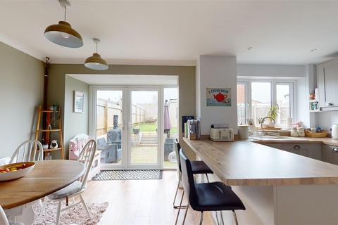 11 Belland Drive, Bristol, BS14 0EQ