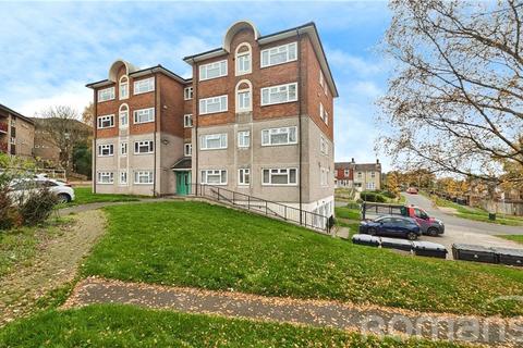 1 bedroom apartment for sale, The Chantrys, Farnham, Surrey