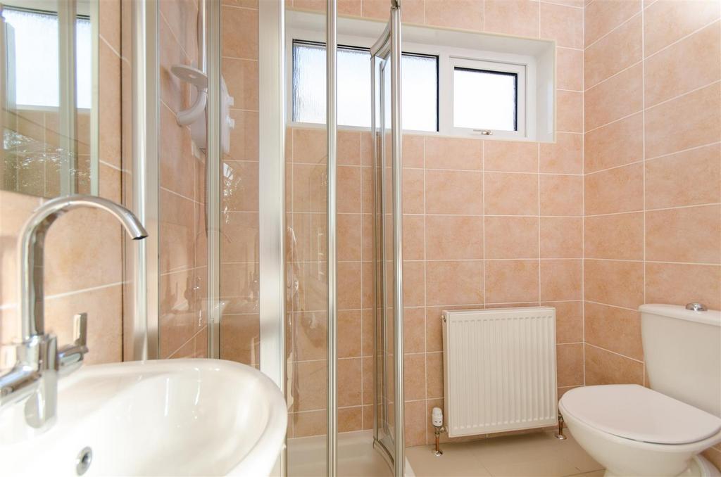 Cloak Room Shower Milltimber, Aberdeen