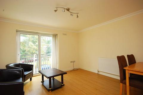 1 bedroom flat to rent, Lavender Road, Clapham Junction, London, SW11