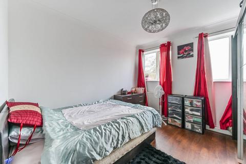 2 bedroom flat for sale, London Road, Thornton Heath, CR7