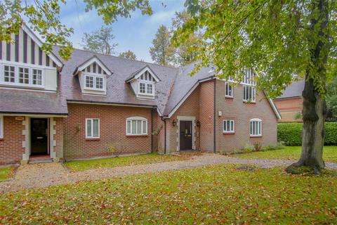 3 bedroom apartment for sale, Station Lane, Ingatestone