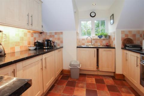 3 bedroom apartment for sale, Station Lane, Ingatestone