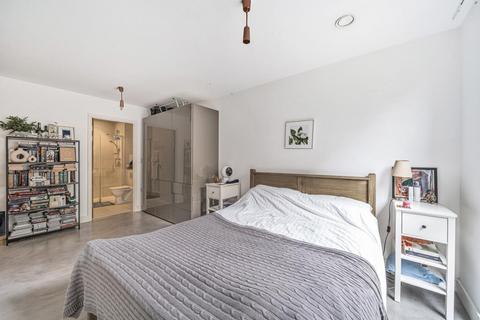 2 bedroom flat for sale, Pell Street, Deptford