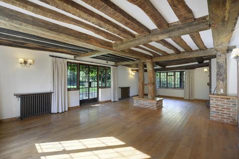 Coleshall Farm Sheppey Way, Iwade, Sittingbourne, ME9 8QY