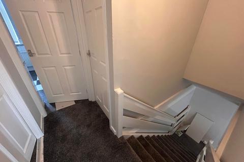 2 bedroom terraced house to rent, Ormskirk Road, Skelmersdale WN8