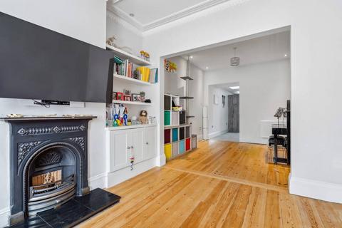 109 Merton Hall Road, London, SW19 3PY