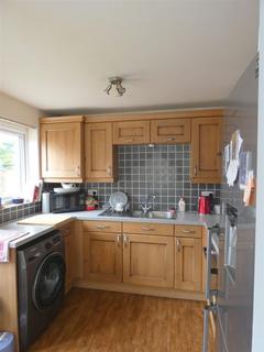 3 bedroom detached house to rent, McCarthy Close Scartho Top