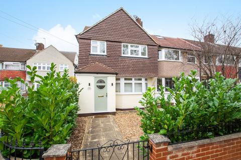 4 bedroom semi-detached house for sale, Berwick Crescent, Sidcup, DA15