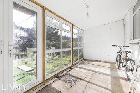 87 Torridge Road, Thornton Heath, CR7 7EZ