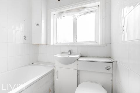 87 Torridge Road, Thornton Heath, CR7 7EZ