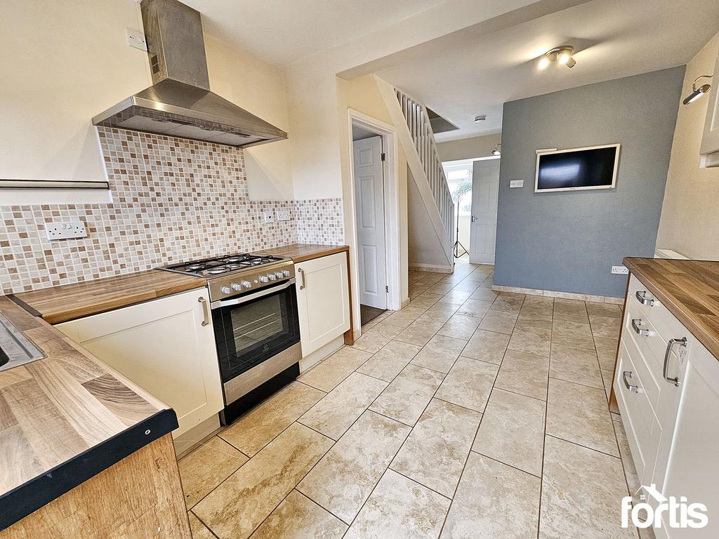 Kitchen/Dining