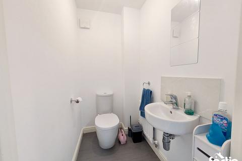 3 bedroom terraced house for sale, Alicia Way, Newport, NP20