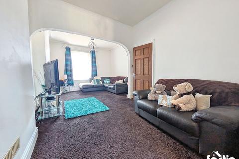 3 bedroom terraced house for sale, Bromsgrove Street, Cardiff, CF11