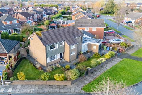 4 bedroom detached house for sale, Farndale, Farnworth, Widnes