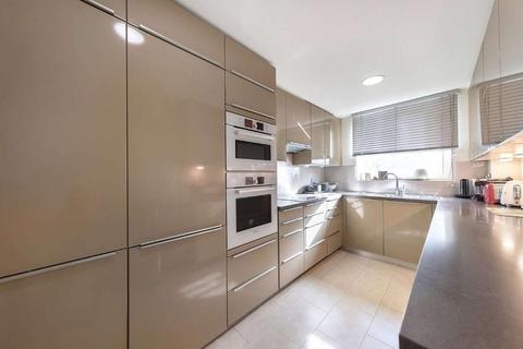 3 bedroom apartment to rent, Balmoral Court, 20 Queens Terrace NW8