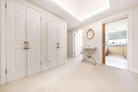 3 bedroom apartment to rent, Balmoral Court, 20 Queens Terrace NW8