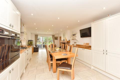 4 bedroom detached house for sale, Breach Lane, Upchurch, Sittingbourne, Kent