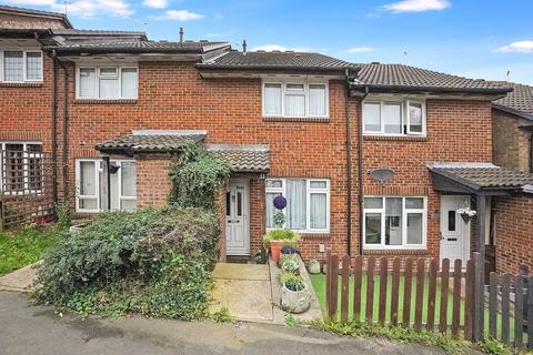 2 bedroom terraced house for sale, Oliver Close, Chatham, ME4