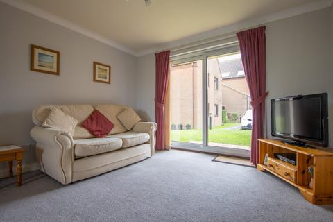 2 bedroom ground floor flat for sale, Redgate Heights, Hunstanton