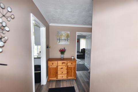 7 Penlu, Tuckingmill, Camborne, TR14 8NL