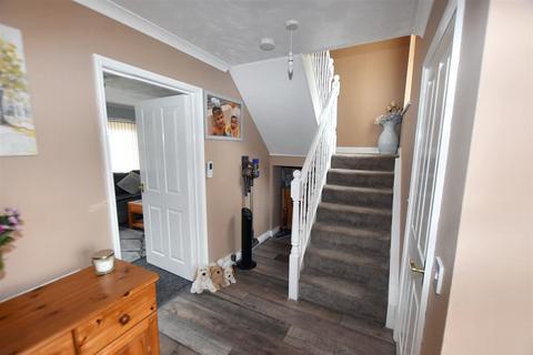 7 Penlu, Tuckingmill, Camborne, TR14 8NL