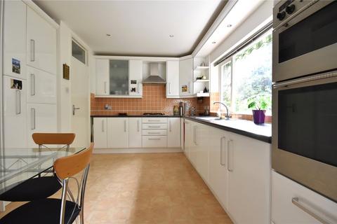 3 bedroom bungalow for sale, Rowhills, Farnham, Surrey, GU9