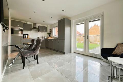 3 bedroom detached house for sale, Aston Way, Leicester LE9