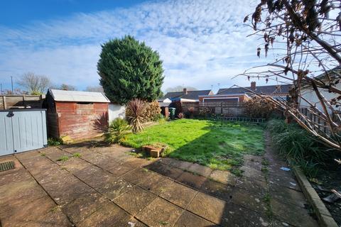 2 bedroom detached bungalow to rent, Ashurst Way East Preston BN16