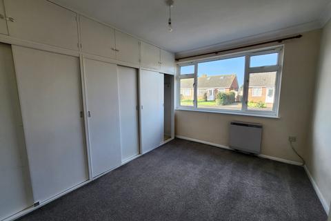 2 bedroom detached bungalow to rent, Ashurst Way East Preston BN16