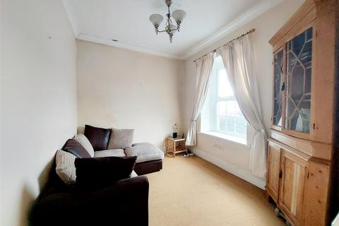 3 bedroom end of terrace house for sale, Swansea Road, Pontlliw, Swansea