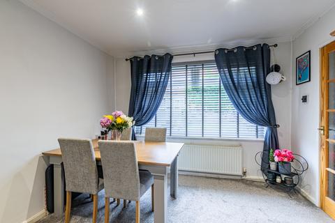 2 bedroom semi-detached house for sale, Leeds LS14