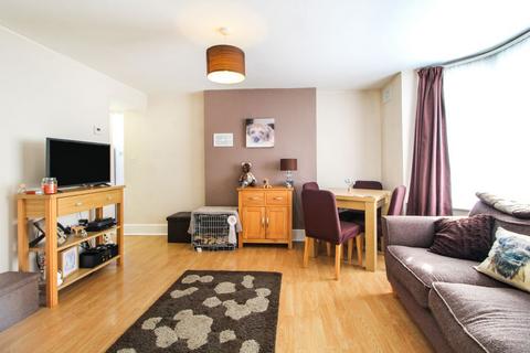 1 bedroom maisonette for sale, Spring Road, Bedford