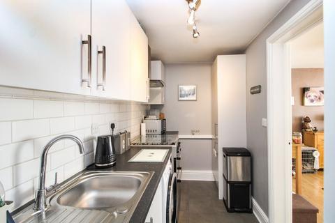 1 bedroom maisonette for sale, Spring Road, Bedford