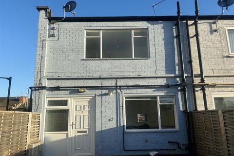 3 bedroom terraced house to rent, Burlington Court, Nottingham, Nottinghamshire, NG5