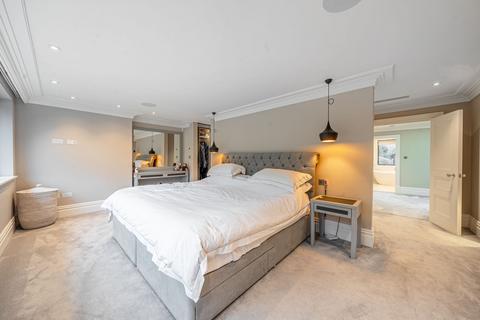 63 Dome Hill, Caterham, CR3 6EF